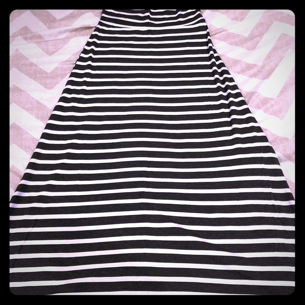 Dark Grey and white striped maxi skirt